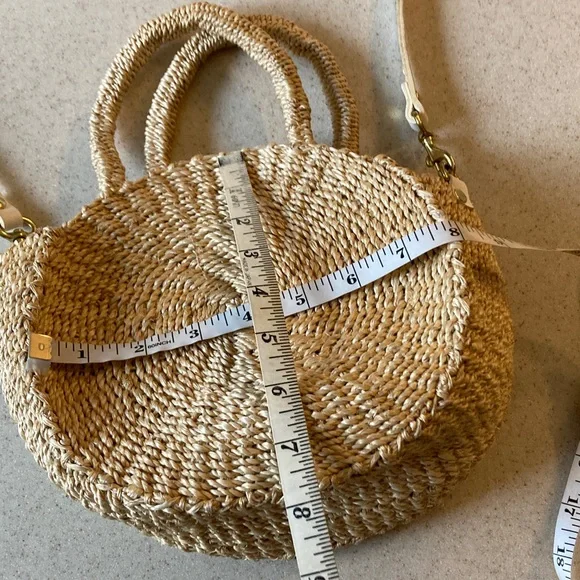 Clare V. Los Angeles Petite Straw Tan Woven NWOT Crossbody Bag - Picture 8 of 11